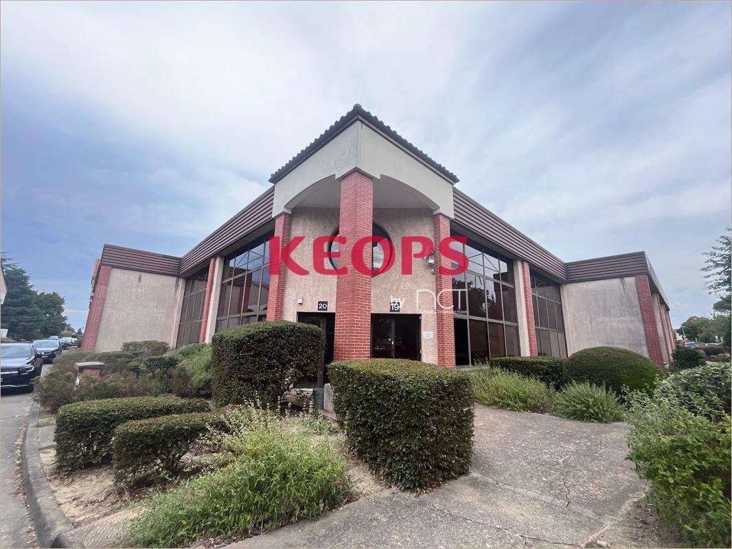 Office in Balma for lease Building Photo- Image 1 of 11