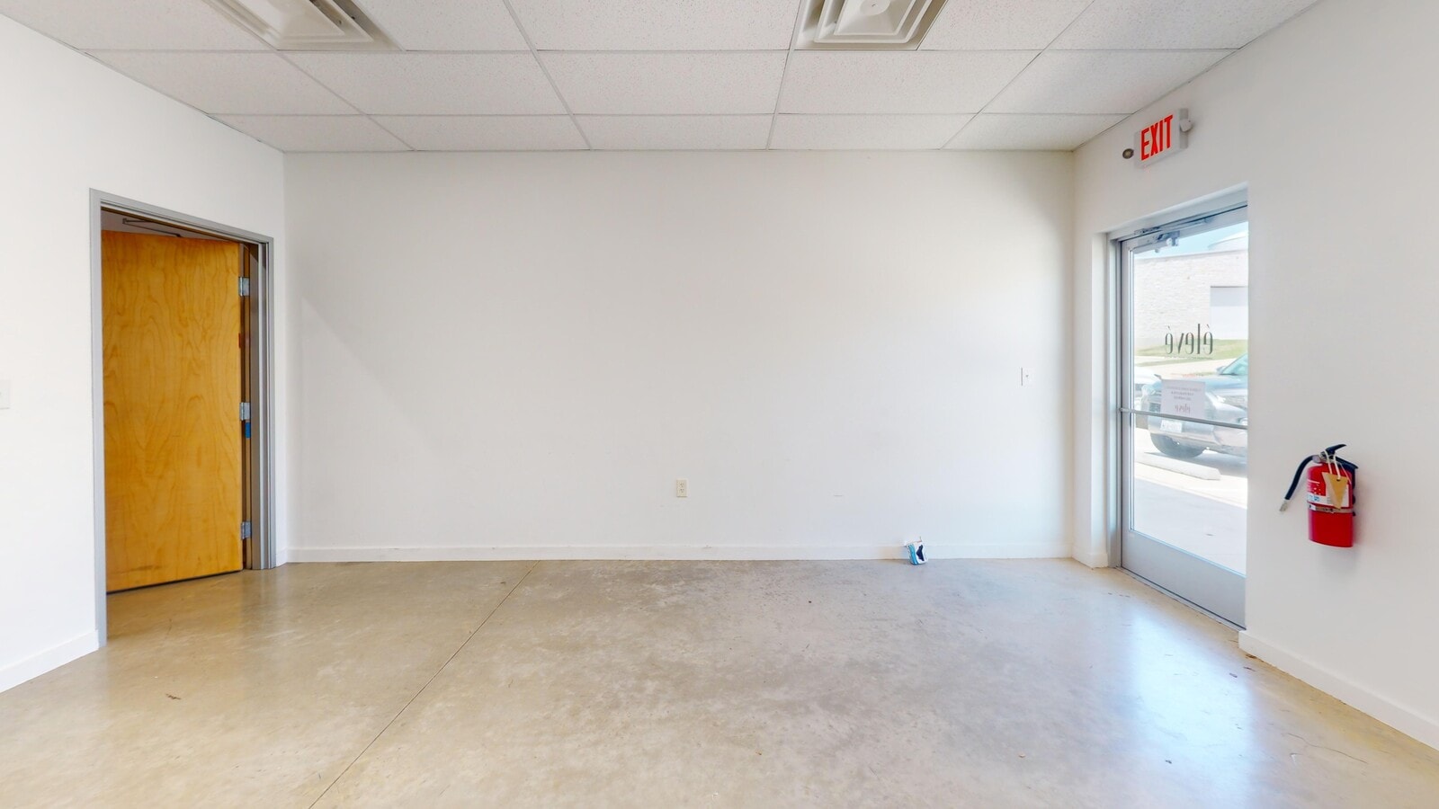12112 Anderson Mill Rd, Cedar Park, TX 78613 - Unit A -  - Interior Photo - Image 2 of 10
