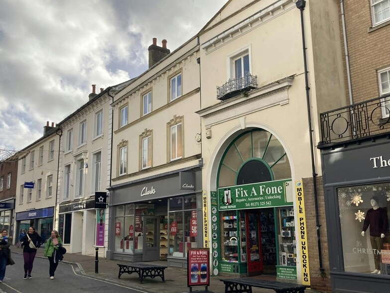 66 High St, Barnstaple à louer - Photo du bâtiment - Image 1 de 7
