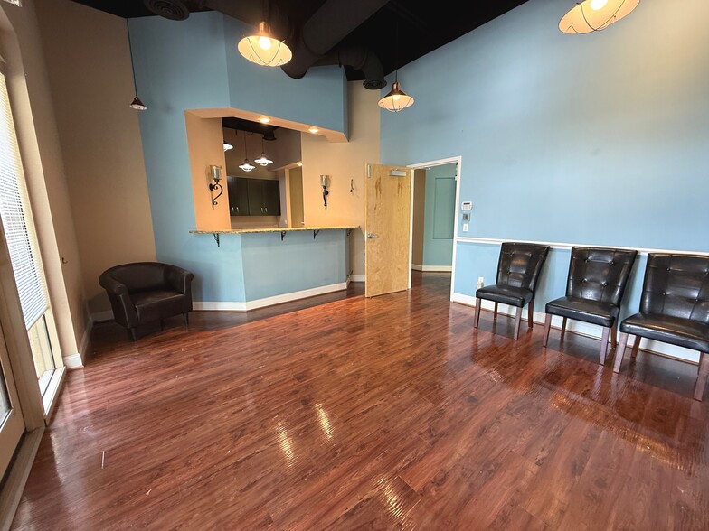3751 S Clyde Morris Blvd, Port Orange, FL for lease - Interior Photo - Image 2 of 8