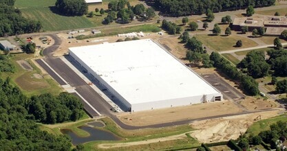 113 N Maple St, Enfield, CT - Aérien  Vue de la carte - Image1