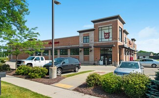 Plus de détails pour W62N190 Washington Ave, Cedarburg, WI - Vente au détail à vendre