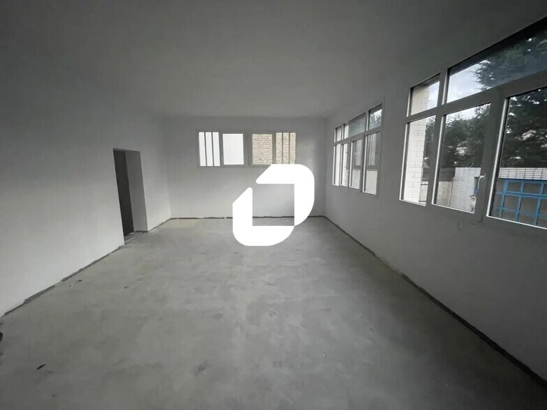 Bureau dans Saint-Maur-des-Fossés à vendre - Photo intérieure - Image 3 de 7