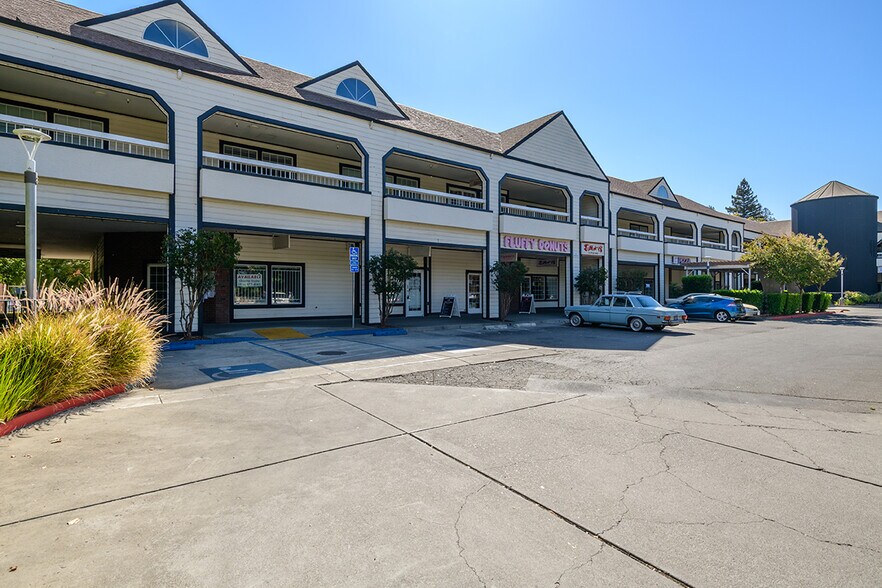 1260-1340 Lake Blvd, Davis, CA for lease - Building Photo - Image 2 of 4