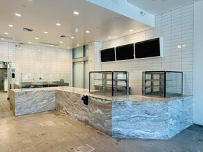 2041 Rosecrans Ave, El Segundo, CA for lease Interior Photo- Image 2 of 6