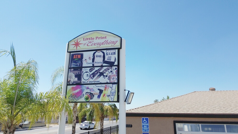 306-308 Roberts Ln, Bakersfield, CA for sale - Building Photo - Image 2 of 70