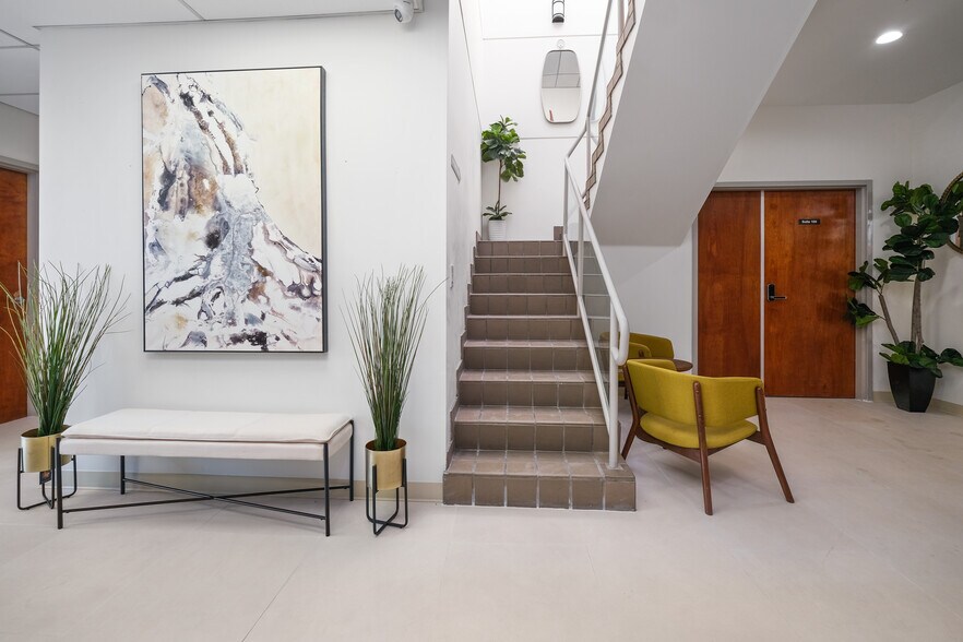 2181 S Atlantic Blvd, Commerce, CA à louer - Photo intérieure - Image 3 de 38