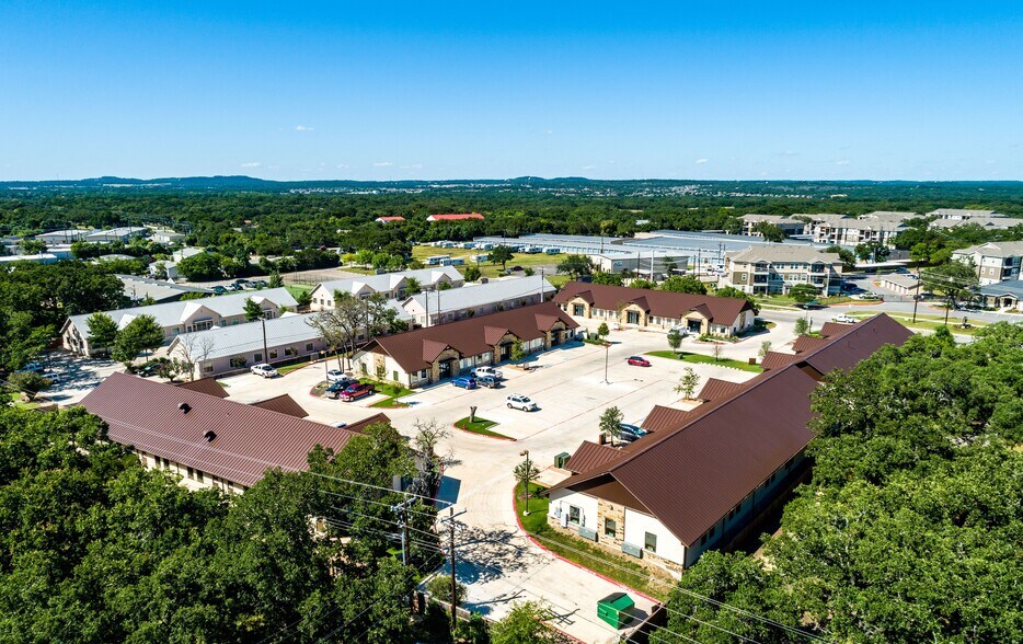 138 Old San Antonio Rd, Boerne, TX à vendre - Photo du bâtiment - Image 2 de 2