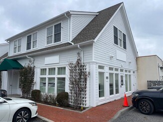 Plus de détails pour 16 Hampton Rd, Southampton, NY - Bureau à louer
