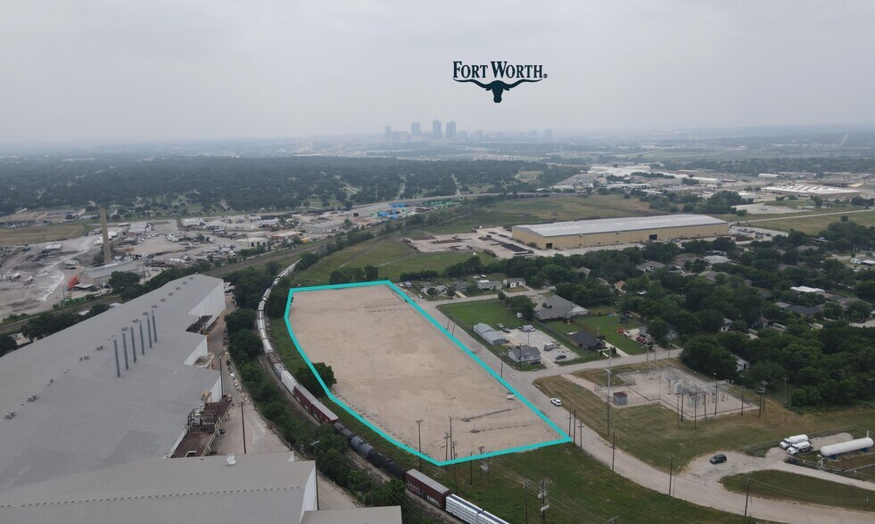 2956-3266 Crabtree St, Fort Worth, TX for sale - Building Photo - Image 2 of 3