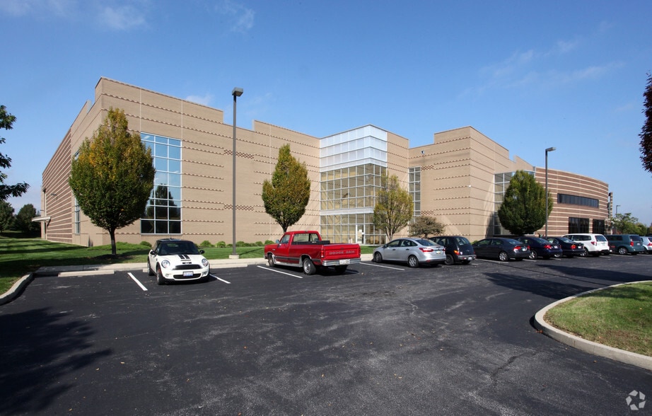 7001 Discovery Blvd, Dublin, OH for lease - Building Photo - Image 3 of 19