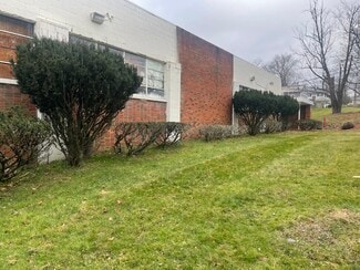 Plus de détails pour 20 Industrial Pl, Middletown, NY - Industriel à louer