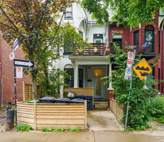 400 Euclid Ave, Toronto, ON à vendre - Photo du bâtiment - Image 1 de 8