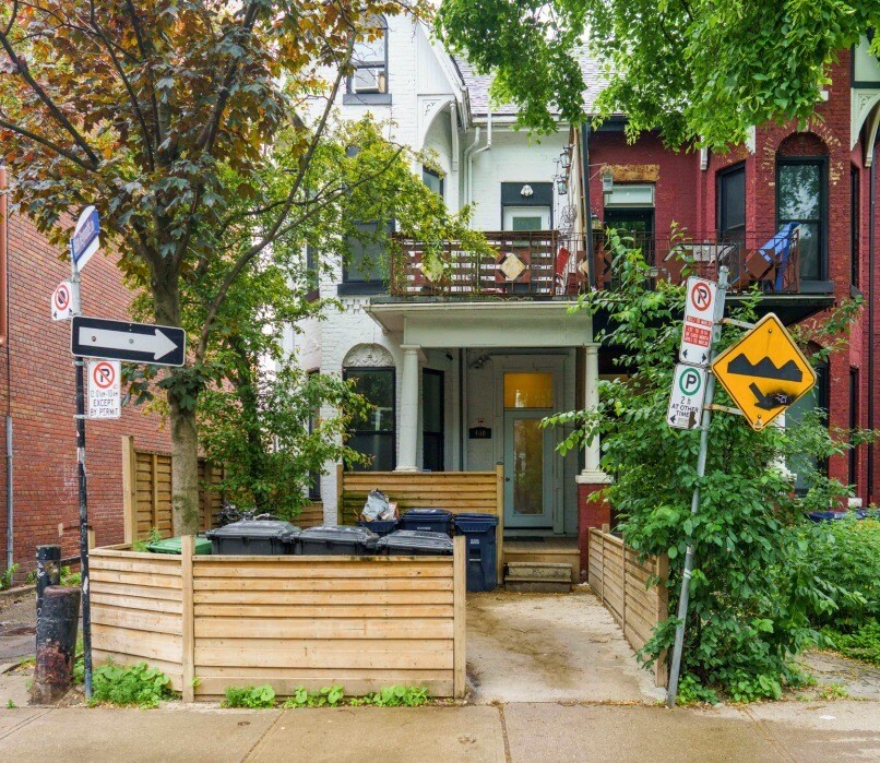 400 Euclid Ave, Toronto, ON à vendre Photo du bâtiment- Image 1 de 9