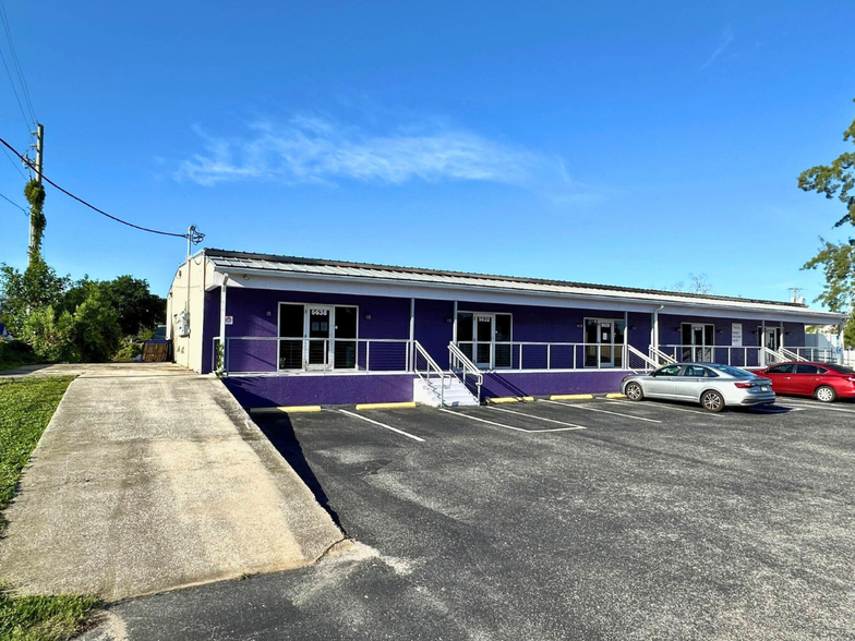 5620 Palmer Blvd, Sarasota, FL for sale - Building Photo - Image 2 of 13