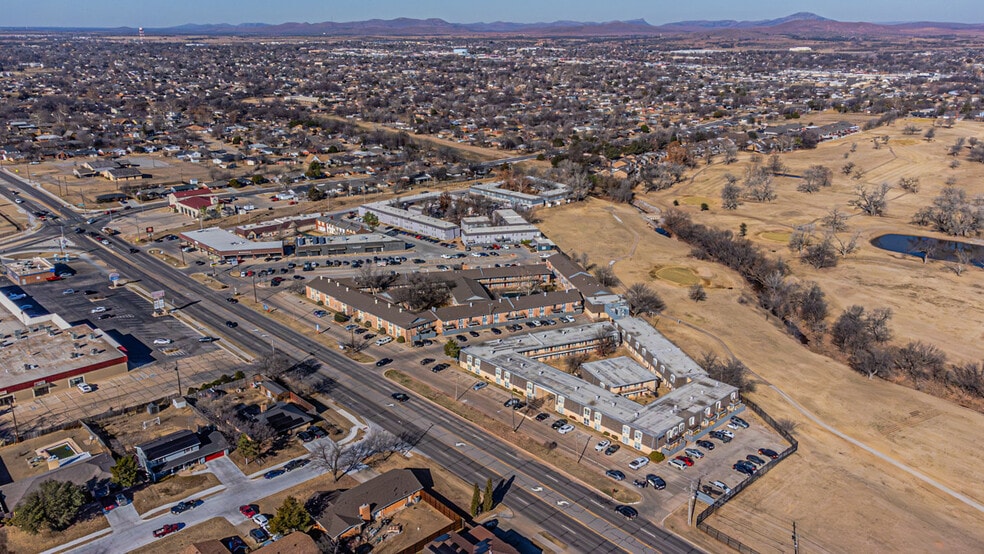 4635 W Gore Blvd, Lawton, OK for sale - Aerial - Image 3 of 39
