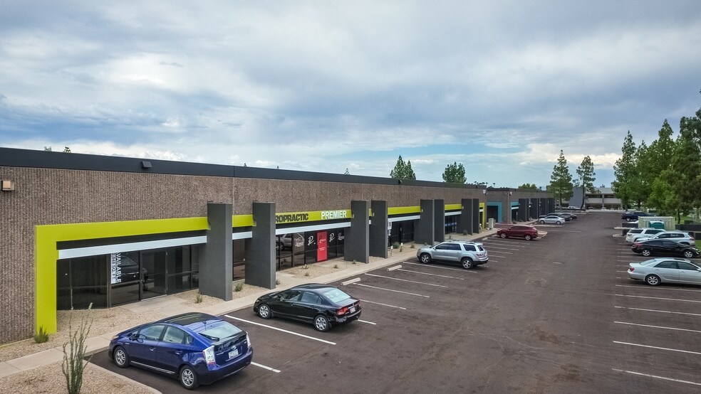 5024 S Ash Ave, Tempe, AZ à louer - Photo du bâtiment - Image 3 de 5