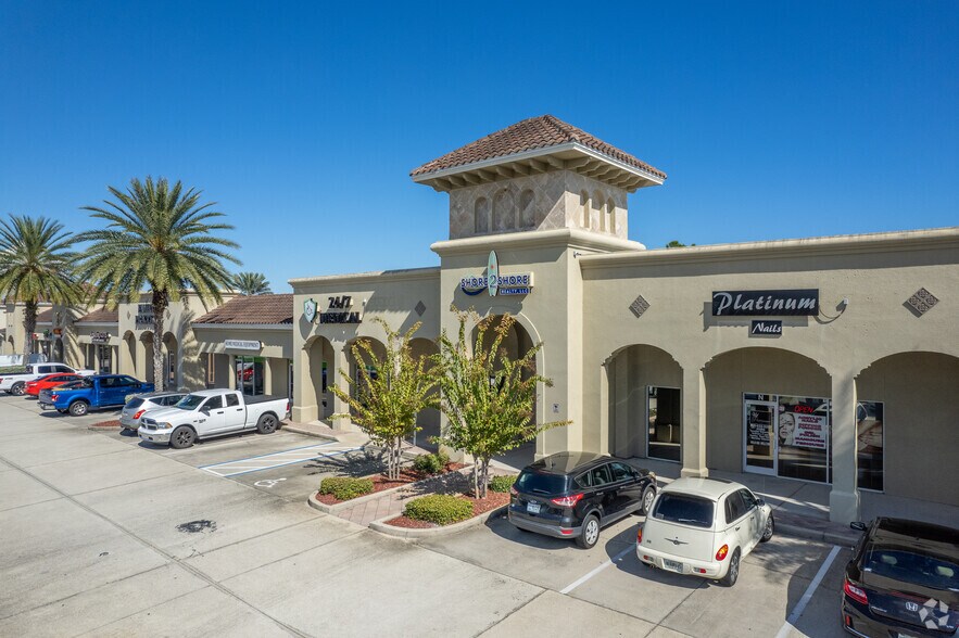 401 N Wickham Rd, Melbourne, FL à louer - Photo du bâtiment - Image 3 de 5