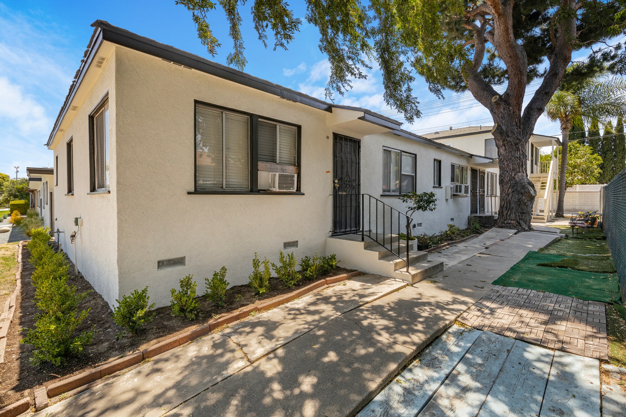 1515 N Hollywood Way, Burbank, CA à vendre Photo du bâtiment- Image 1 de 40