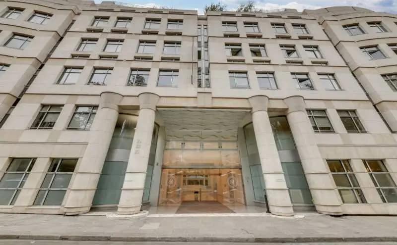 Office in Paris for lease Building Photo- Image 1 of 3