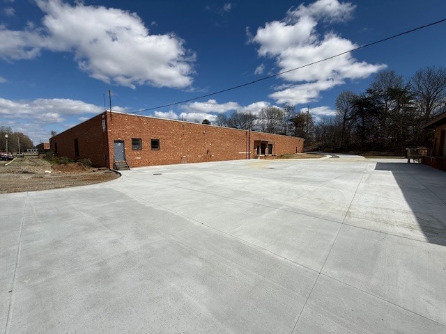 Plus de détails pour 1581 Prospect St, High Point, NC - Industriel à louer