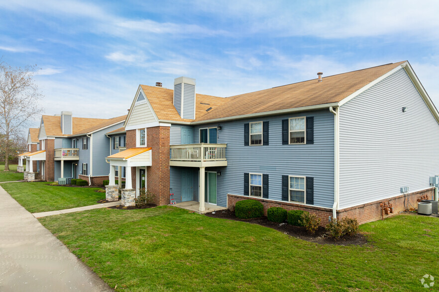 2302 Windsong Dr, Indianapolis, IN à louer - Photo du bâtiment - Image 1 de 44