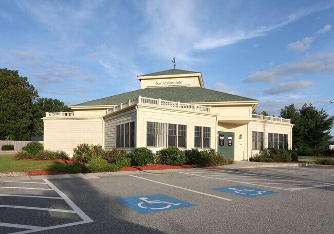 Plus de détails pour 596 Hartford Pike, Dayville, CT - Commerce de détail à louer
