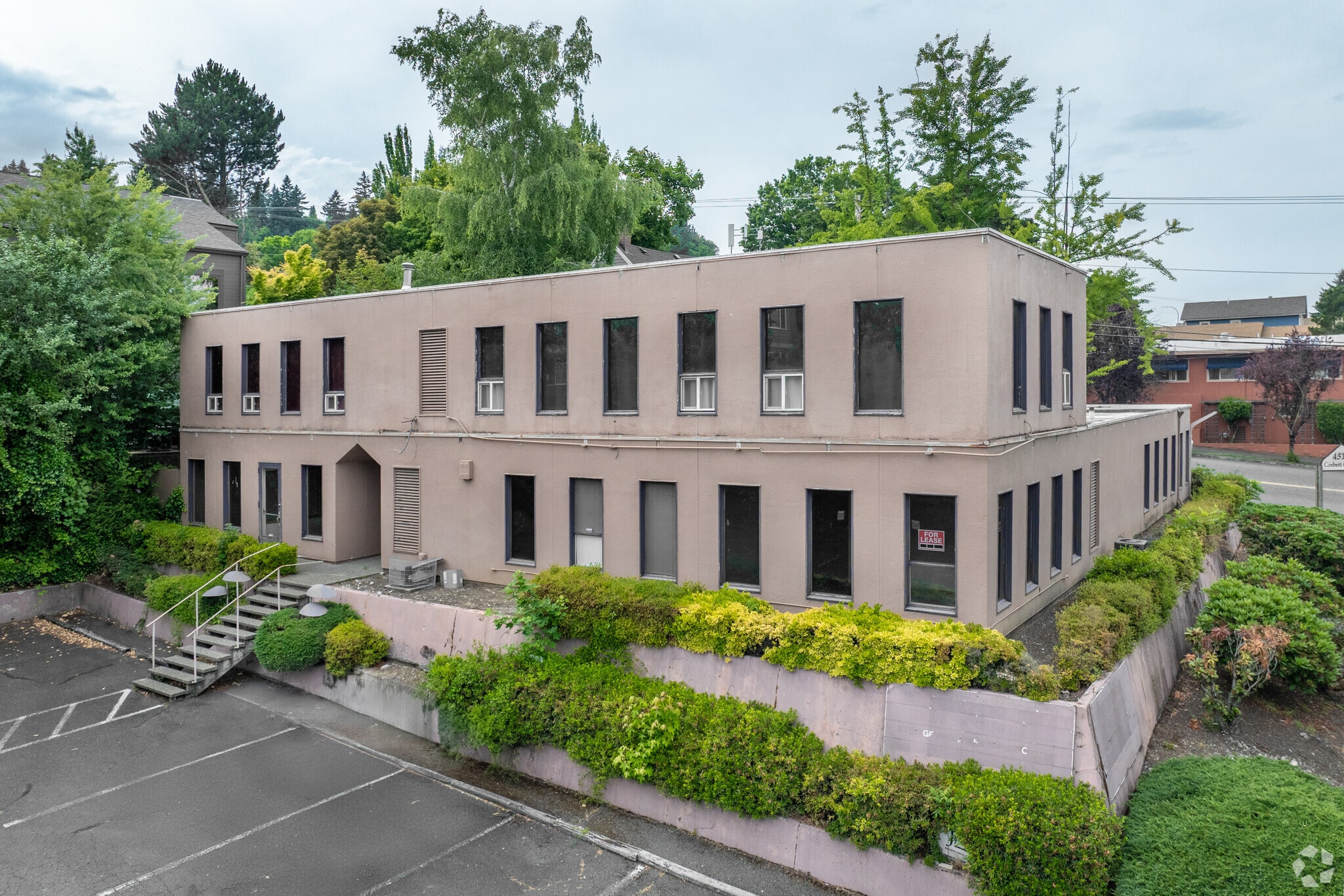 4515 SW Corbett Ave, Portland, OR for lease Primary Photo- Image 1 of 12