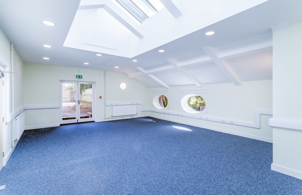Park Ave, Silsoe for lease Interior Photo- Image 1 of 3
