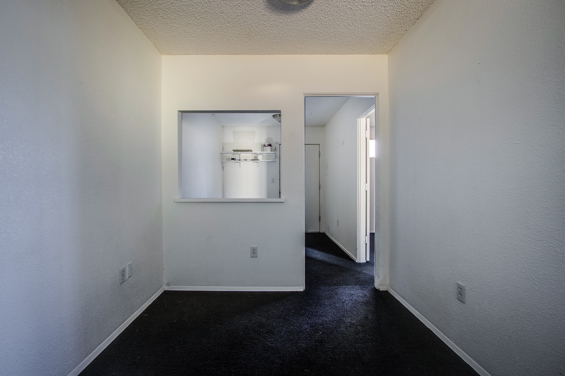 7211 Joshua Ln, Yucca Valley, CA for lease Interior Photo- Image 1 of 17