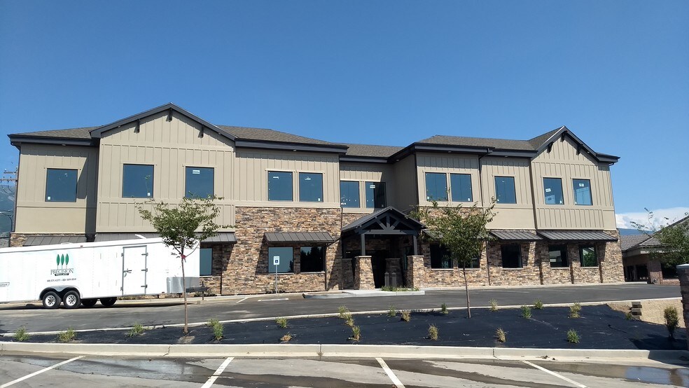 375 N Main St, Kaysville, UT à vendre - Photo du bâtiment - Image 2 de 42