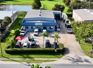 Plus de détails pour 4305 St. John's Pky, Sanford, FL - Local d'activités à louer