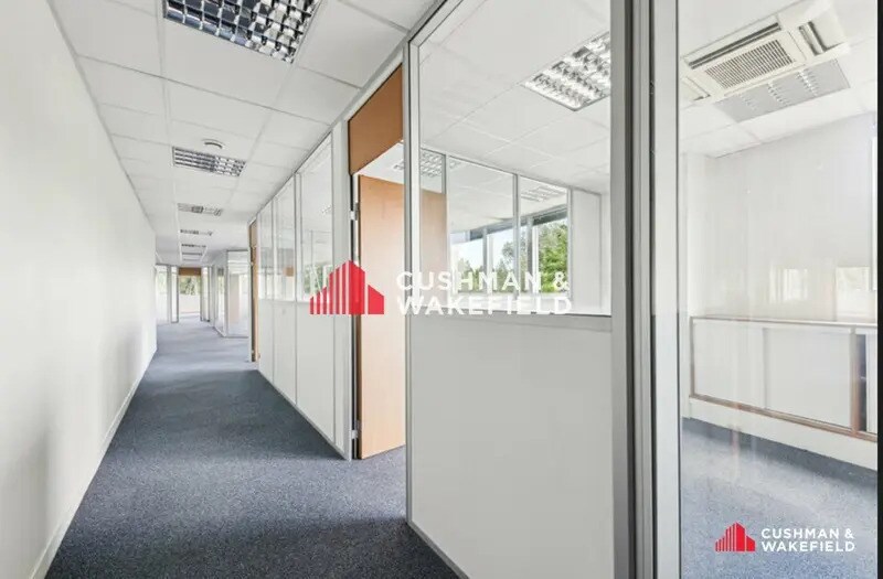 Office in Toulouse for lease - Interior Photo - Image 3 of 16