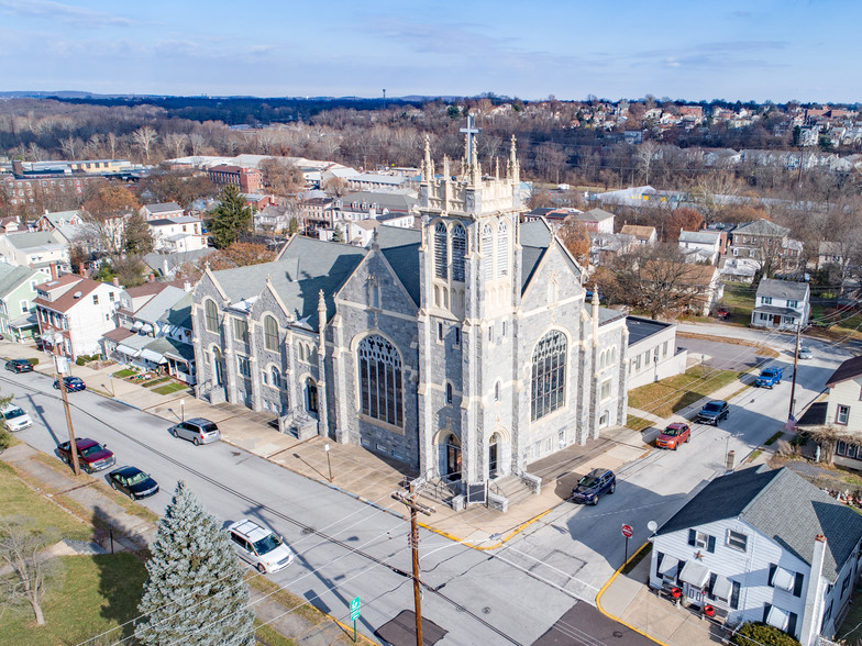 40 N Church St, Spring City, PA à vendre - Photo du bâtiment - Image 1 de 1