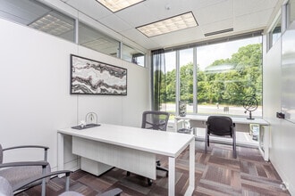 4801 Glenwood Ave, Raleigh, NC à louer Photo intérieure- Image 2 de 3