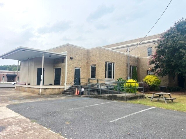414 Bank NE st, Decatur, AL à louer - Photo du bâtiment - Image 3 de 20