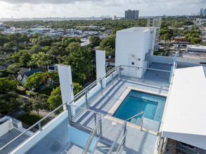 8101 Biscayne Blvd, Miami, FL - aerial  map view - Image1