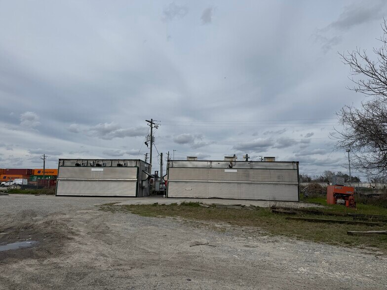 501 Stiles Ave, Savannah, GA à vendre - Photo du bâtiment - Image 2 de 11