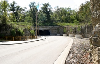 More details for 300 Space Center Cir, Lee's Summit, MO - Industrial for Lease