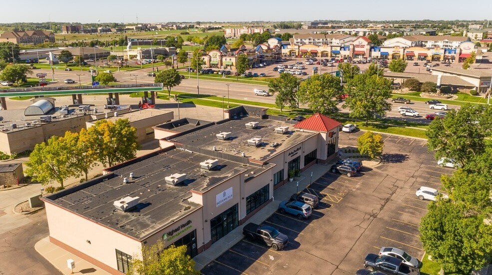 3605 W 57th St, Sioux Falls, SD for sale Primary Photo- Image 1 of 25