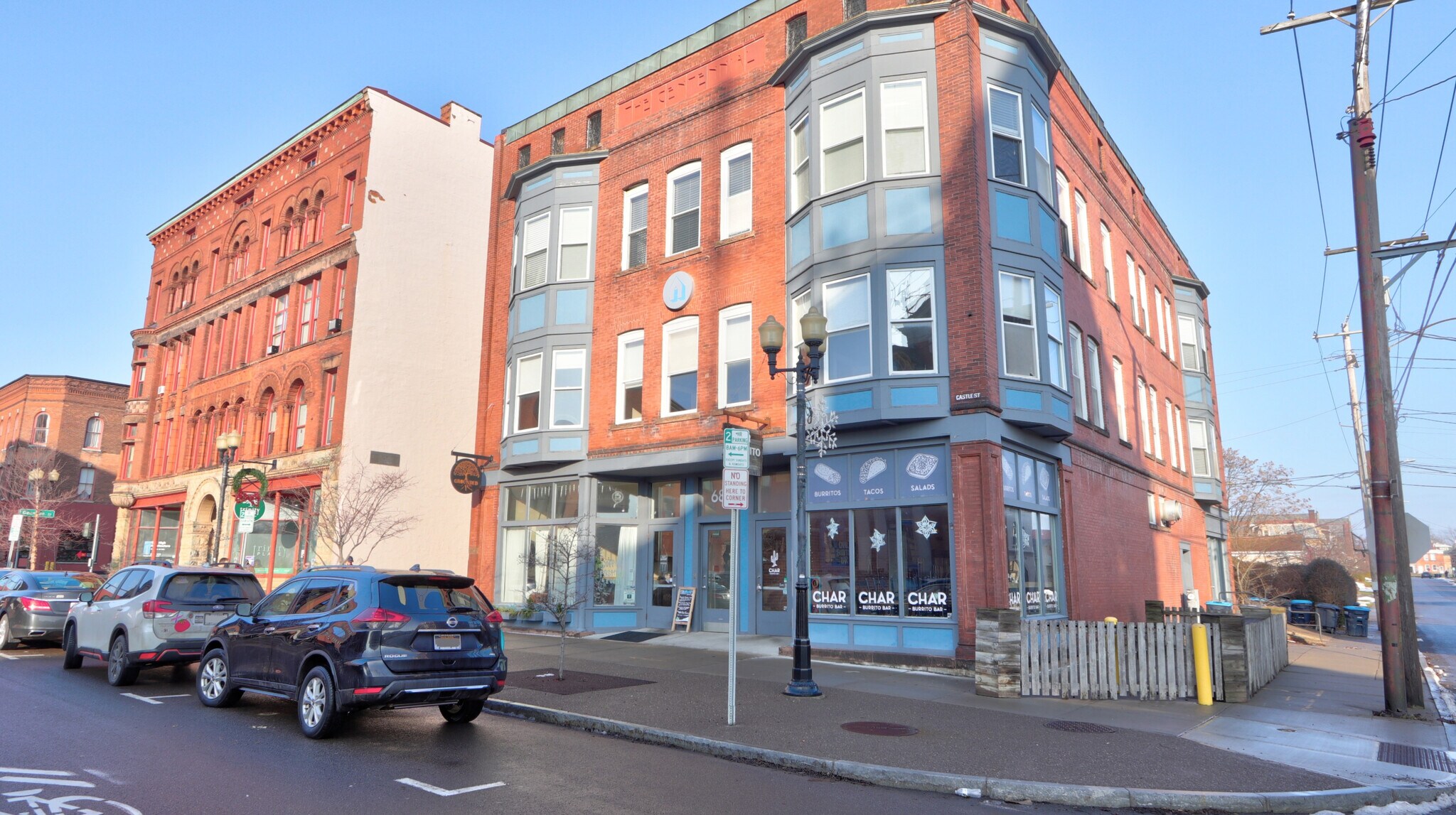 68 Castle St, Geneva, NY à louer Photo principale- Image 1 de 15