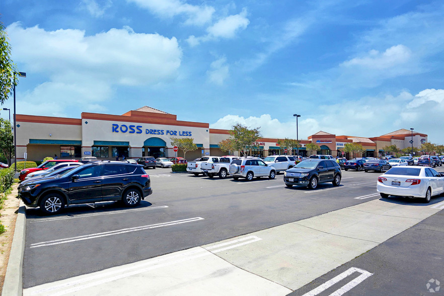 13190-13220 Harbor Blvd, Garden Grove, CA for lease - Building Photo - Image 2 of 2