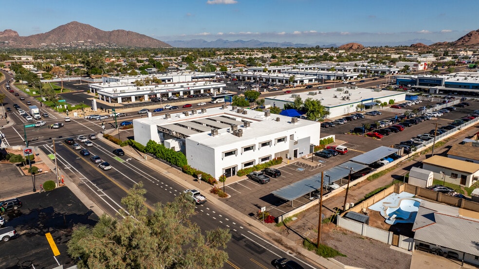 4801 E McDowell Rd, Phoenix, AZ for lease - Building Photo - Image 1 of 7