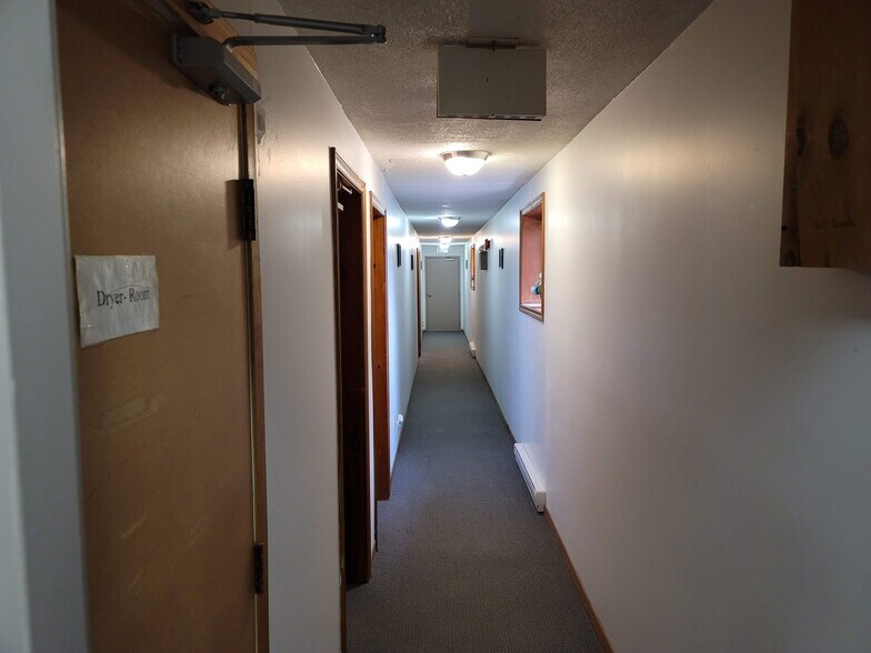 71 Victoria St, Aurora, ON à vendre - Photo intérieure - Image 3 de 12