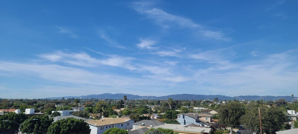 12610 Venice Blvd, Los Angeles, CA à vendre - Photo du bâtiment - Image 3 de 23