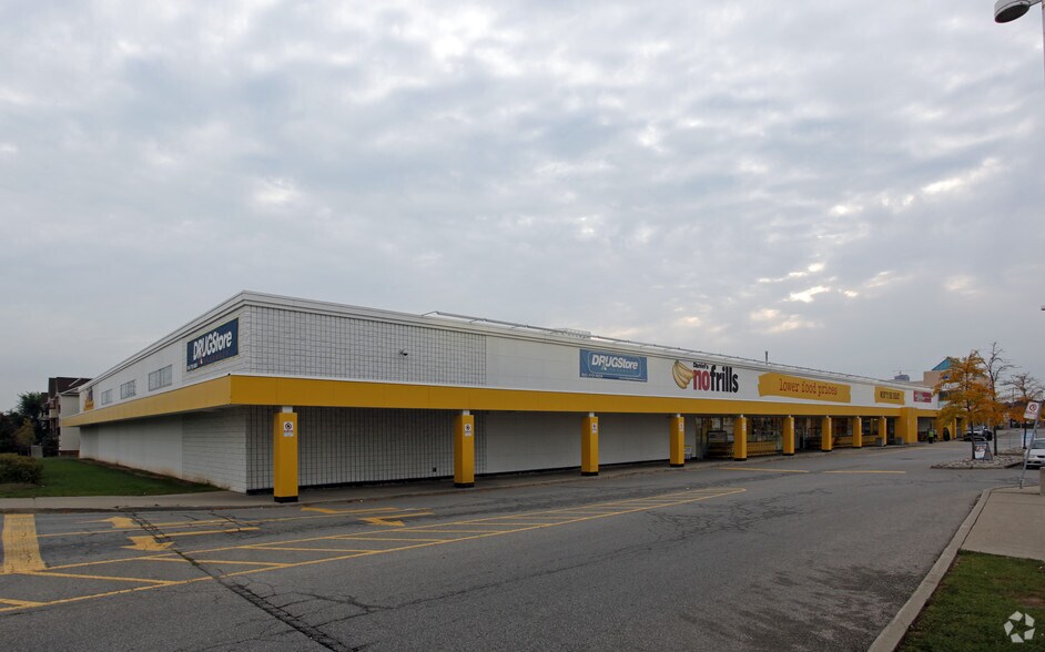 620-670 Mavis Rd, Mississauga, ON à louer - Photo du bâtiment - Image 2 de 3