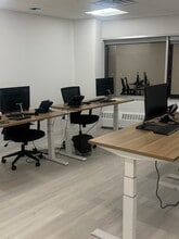 40 Cutter Mill Rd, Great Neck, NY for lease Interior Photo- Image 2 of 5