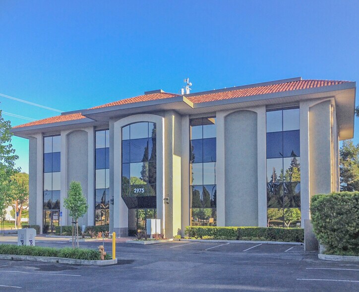 2975 Bowers Ave, Santa Clara, CA à vendre - Photo du bâtiment - Image 1 de 7