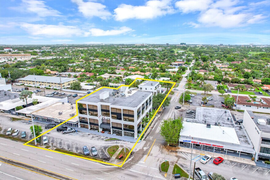 2691 E Oakland Park Blvd, Fort Lauderdale, FL à louer - Photo du bâtiment - Image 1 de 77