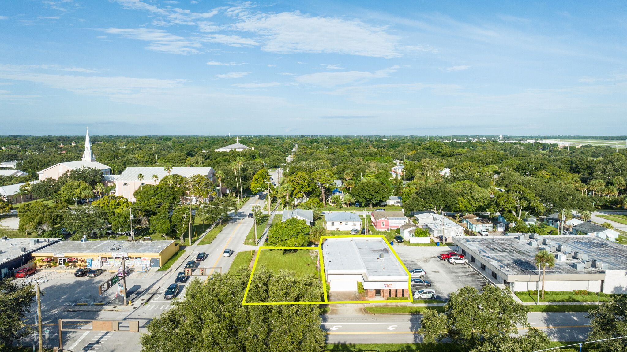 2315 14th Ave, Vero Beach, FL à vendre Photo du b timent- Image 1 de 56